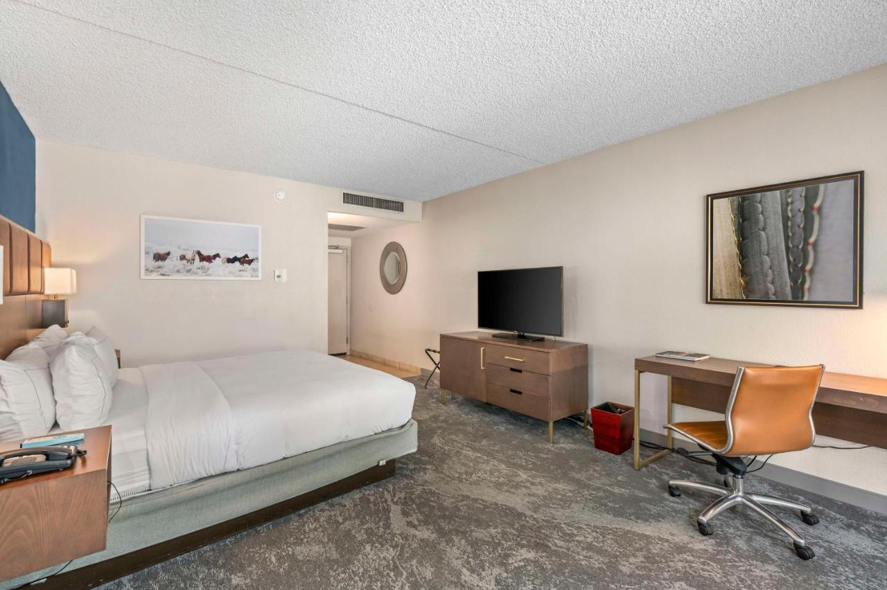 Doubletree By Hilton Tucson-Reid Park Hotel Eksteriør billede