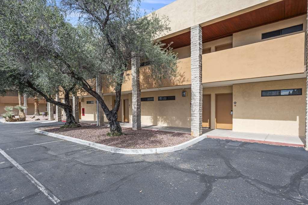 Doubletree By Hilton Tucson-Reid Park Hotel Eksteriør billede